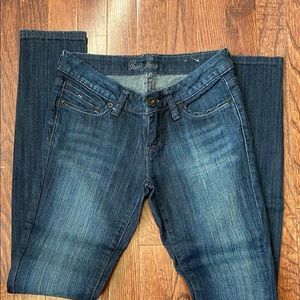 GUESS LOW RISE JEANS